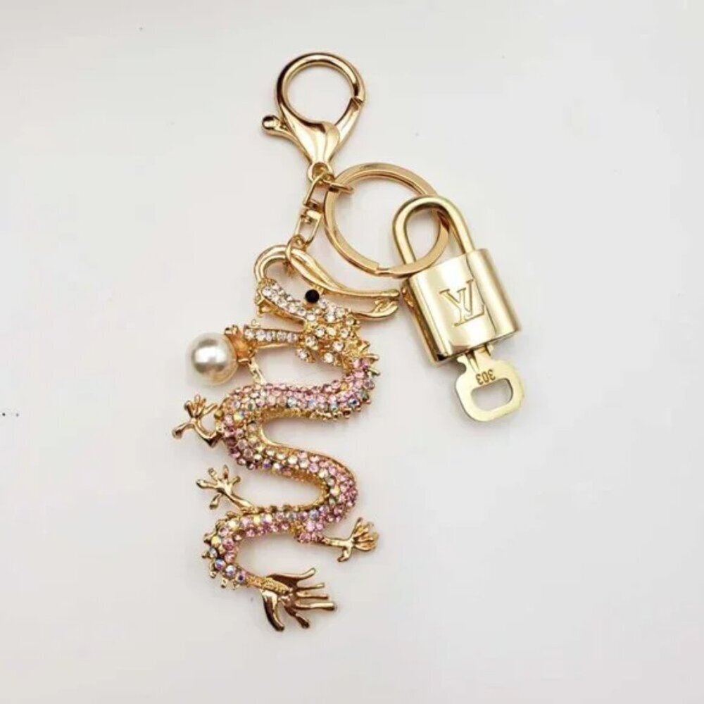 LV Gold Padlock Authentic 🔑 Luxury Bag Charm w/ Unbranded Dragon Keychain - Picture 2 of 9